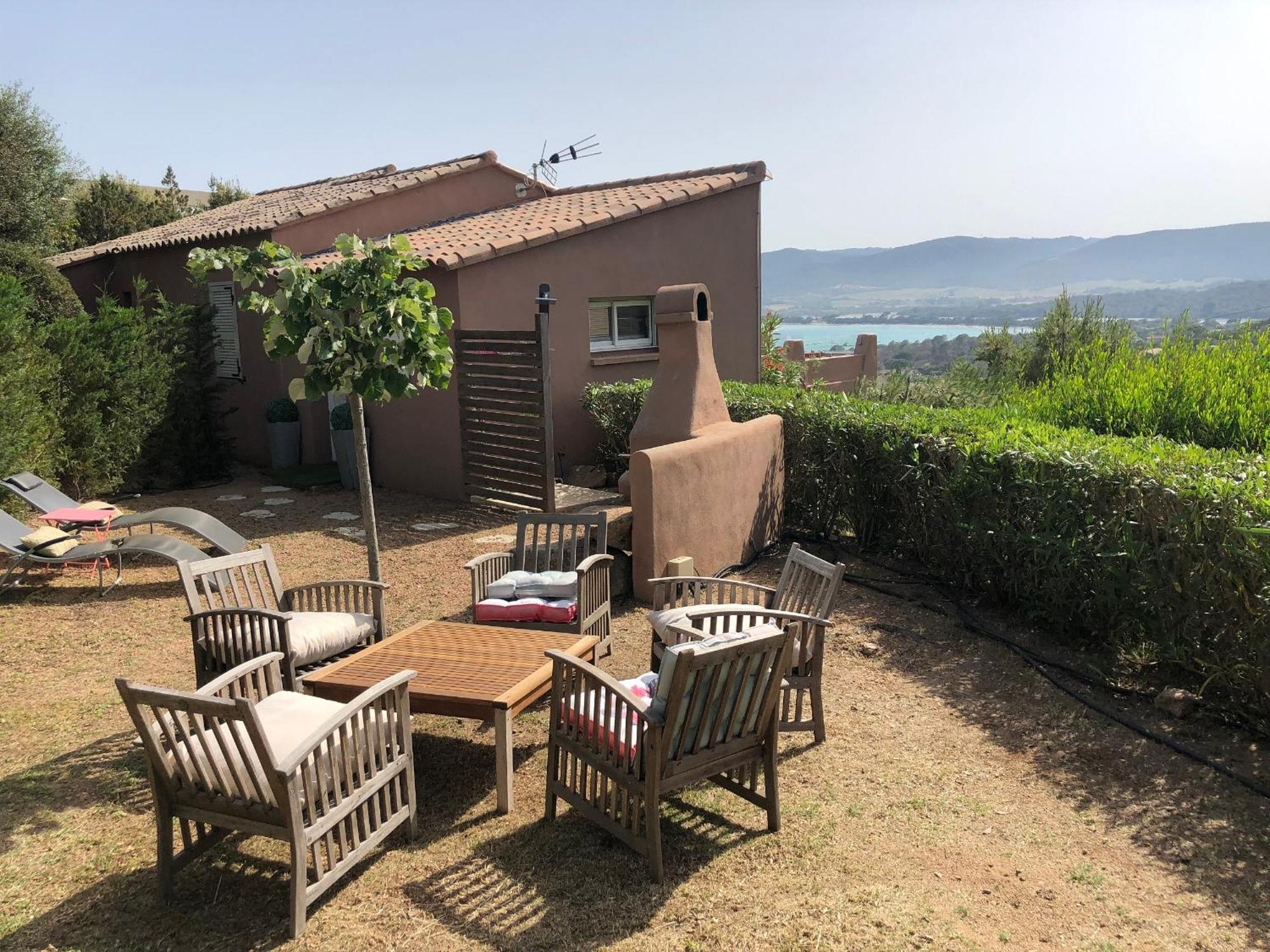 Residence Bellavista A Santa Giulia, Proche De La Plage Et Vue Mer Πόρτο Βέκιο Εξωτερικό φωτογραφία