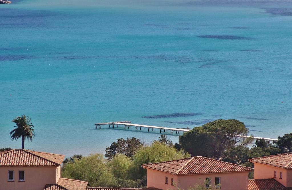 Residence Bellavista A Santa Giulia, Proche De La Plage Et Vue Mer Πόρτο Βέκιο Εξωτερικό φωτογραφία