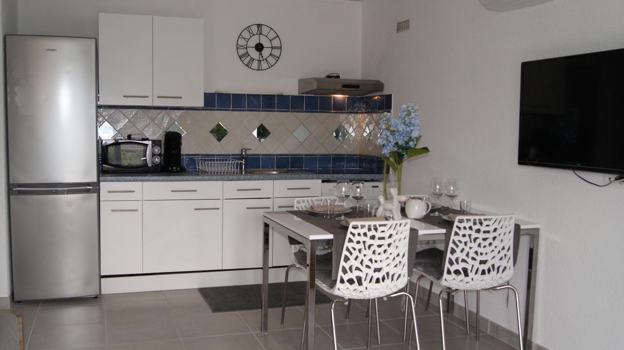 Residence Bellavista A Santa Giulia, Proche De La Plage Et Vue Mer Πόρτο Βέκιο Εξωτερικό φωτογραφία