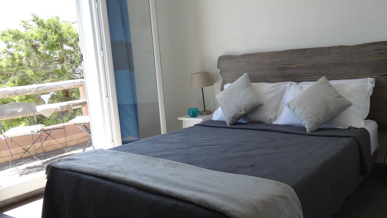 Residence Bellavista A Santa Giulia, Proche De La Plage Et Vue Mer Πόρτο Βέκιο Εξωτερικό φωτογραφία