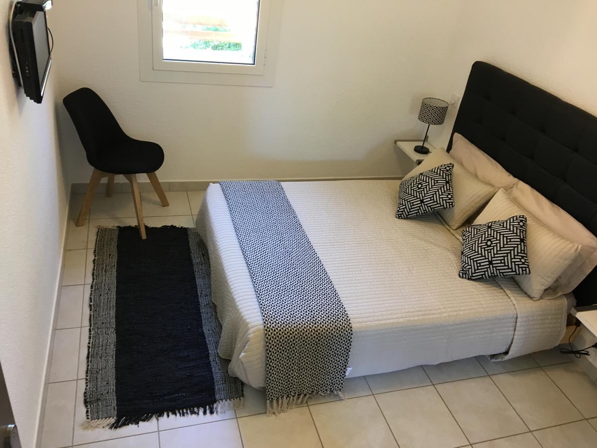 Residence Bellavista A Santa Giulia, Proche De La Plage Et Vue Mer Πόρτο Βέκιο Εξωτερικό φωτογραφία